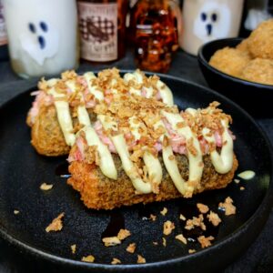 Хот-дог с крабом и масаго